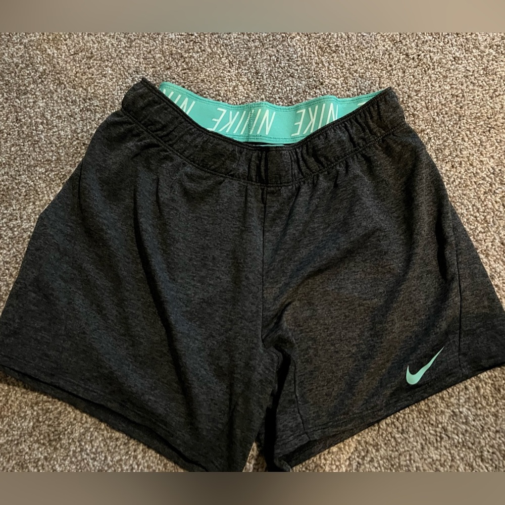 Women Nike shorts Dri-fit